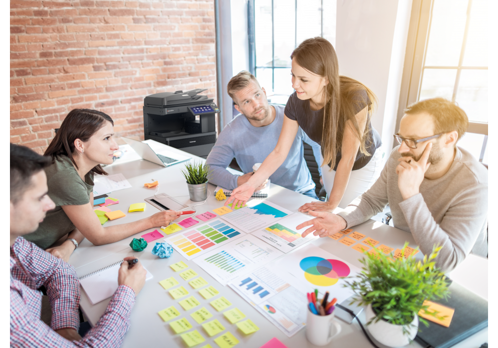 2521AC Young Creative at Office AdobeStock 238098494 RGB 1