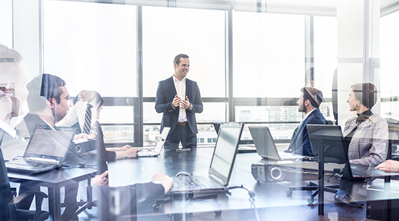 DocumentManagement Image B 570x316px